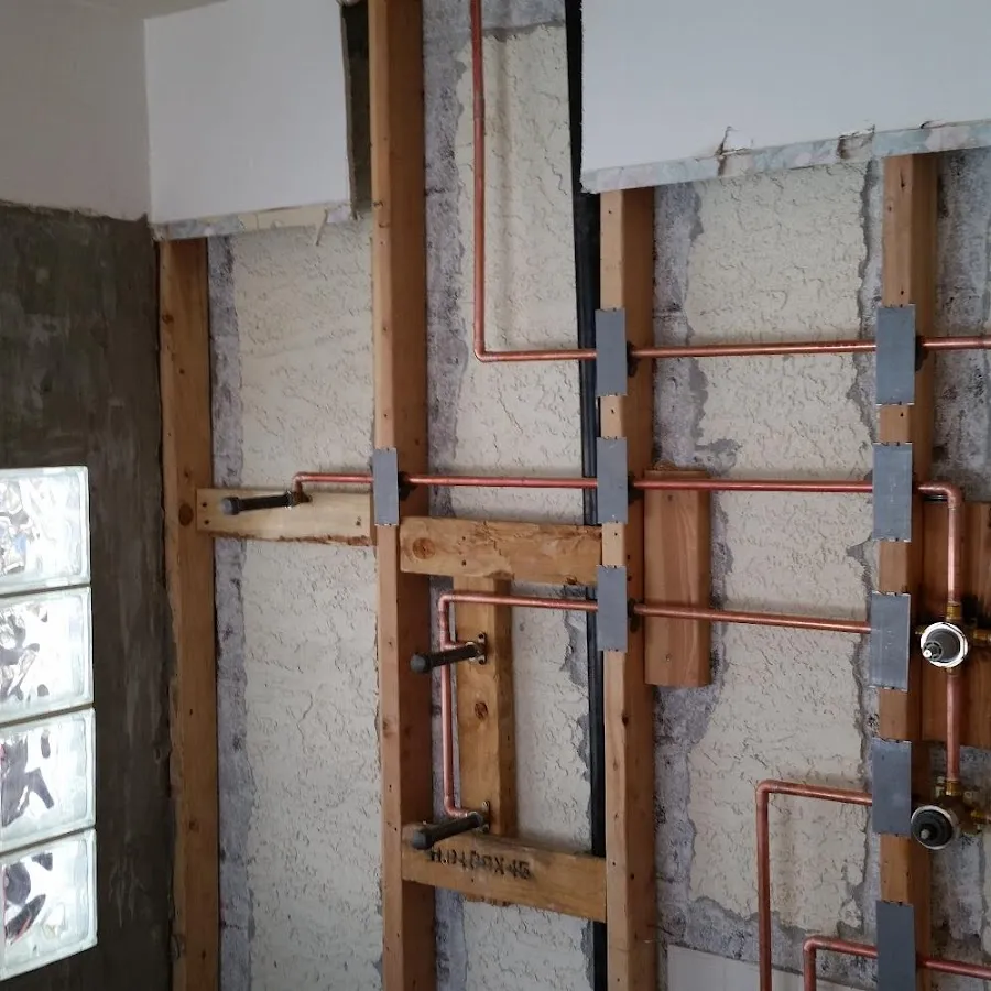 Copper pipe installation for Emergency Plumber in Palm River-Clair Mel